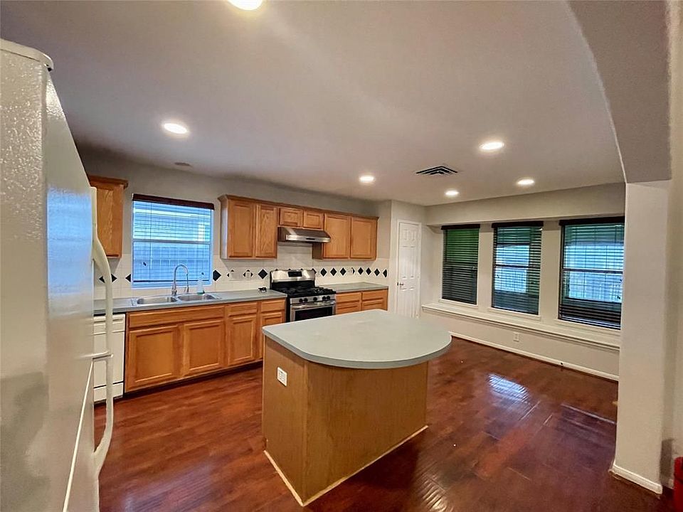 1st image of 14119 Becket Woods Ln
