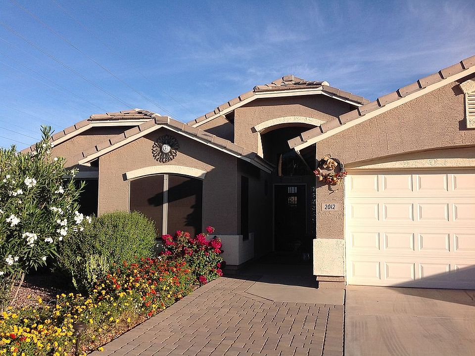 2nd image of 2012 E Smoke Tree Rd