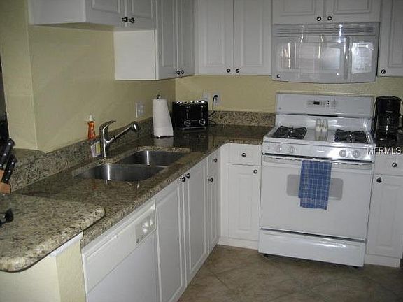 4th image of 2731 Via Capri Unit 923