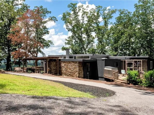 2705 Jamerson Rd, Marietta, GA 30066