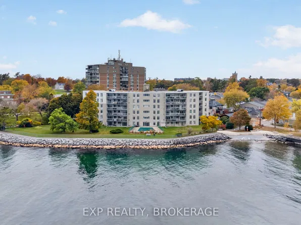 1 Mowat Ave, Kingston, ON K7M 1J8