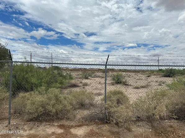 246 Danny Boy Ln, Vinton, TX 79821