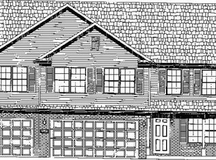 4505 Woodcrest Ln, Roscoe, IL 61073