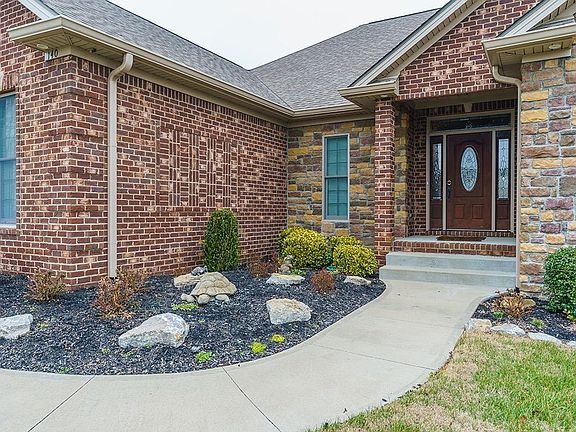 5th image of 140 Minnow Cove Ct