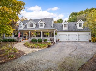 2065 Bernadette Ln, Yorkville, IL 60560