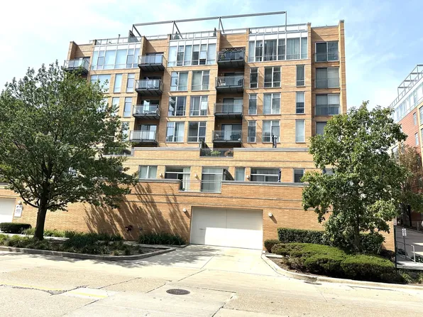 1720 Oak Ave #706, Evanston, IL 60202