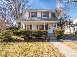 239 Manning St, Needham, MA 02492