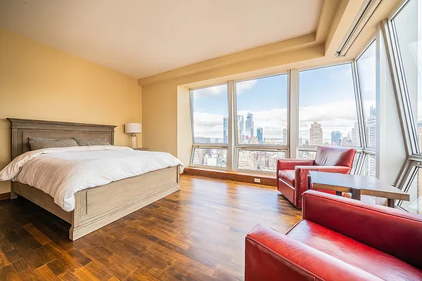 Rented by Corcoran | media 12