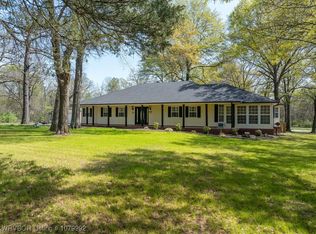 851 Arnold Acres Rd, Van Buren, AR 72956