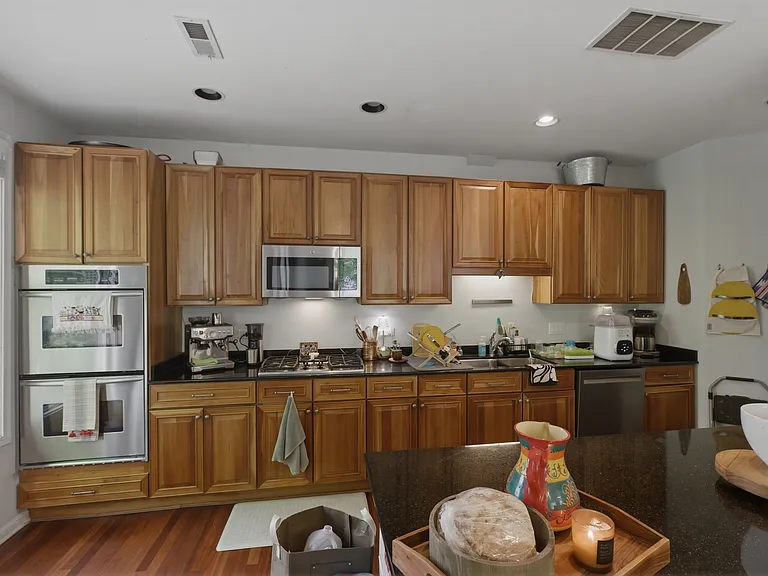 1323 S Indiana Pkwy #TOWNHOME — Photo 7
