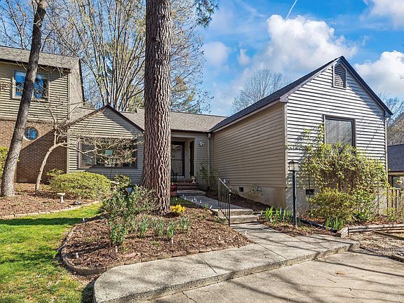 2nd image of 4205 Five Oaks Dr