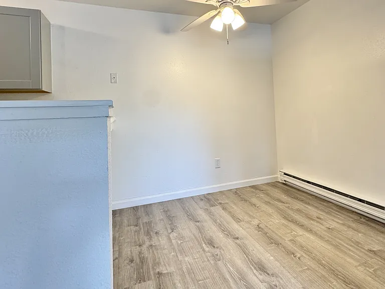 4501 Boardwalk Dr #J-J-93 — Photo 6