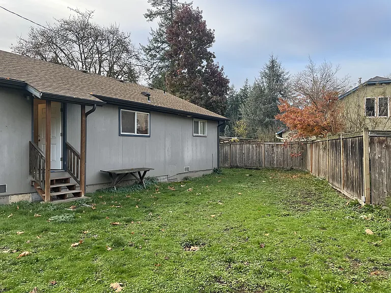 4355 River Road - K5- F — Photo 11