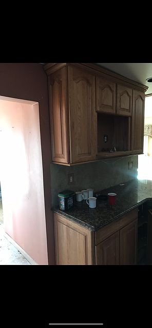 2nd image of 5 Laurel Ln