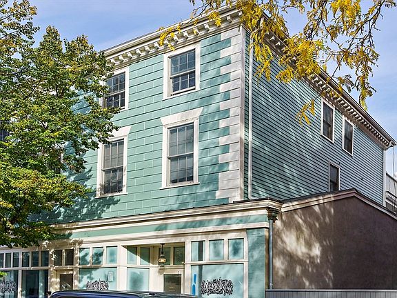 3rd image of 266 Essex St Unit 6