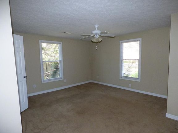 4th image of 209 Cleveland Ave #A