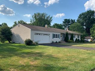 1 Obrien Rd, Cranbury, NJ 08512