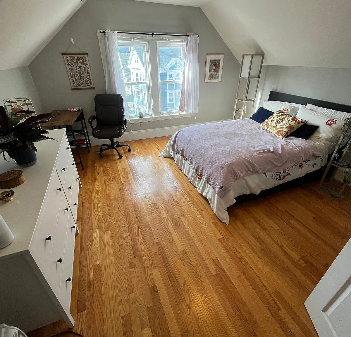 4 bed, 2.0 bath, $6,000 — Photo 4
