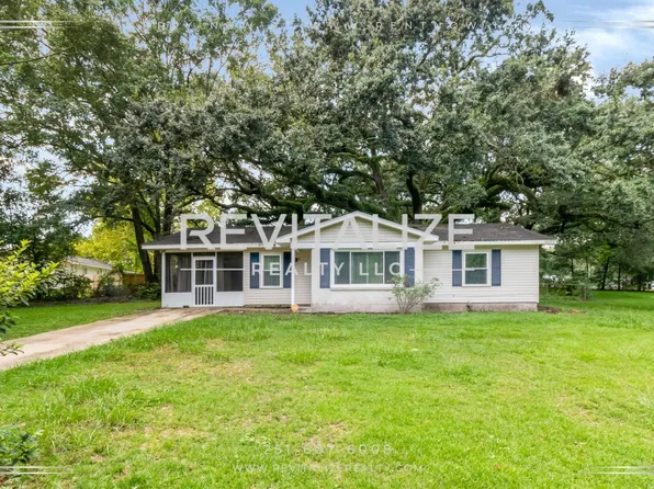 4053 Sallie Ct, Mobile, AL 36609
