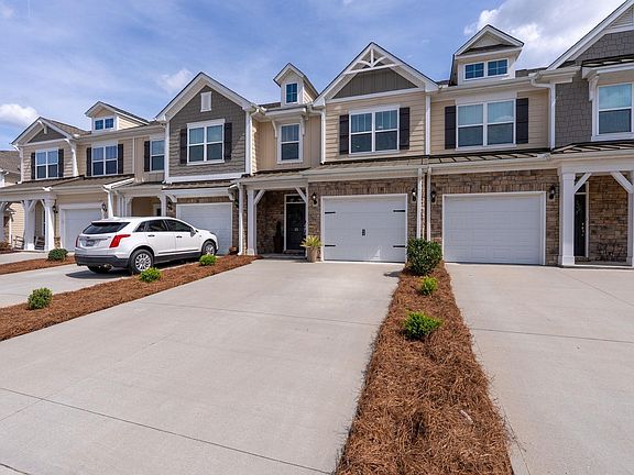 2nd image of 23 Alkanet Way