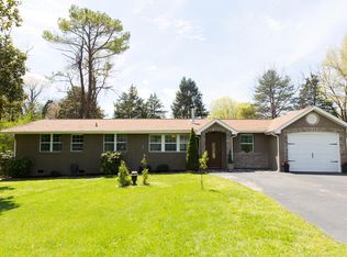 805 Wesley Rd, Knoxville, TN 37909