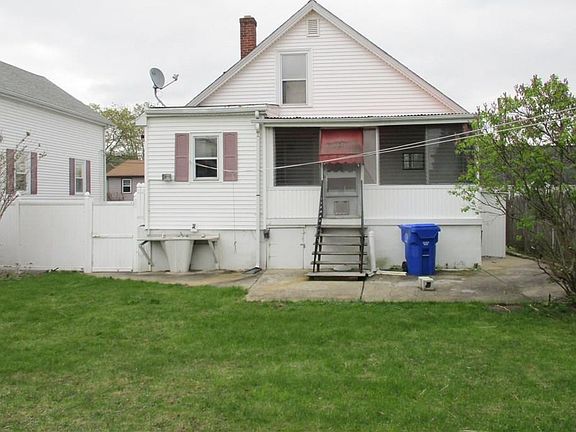 2nd image of 97 Hall St
