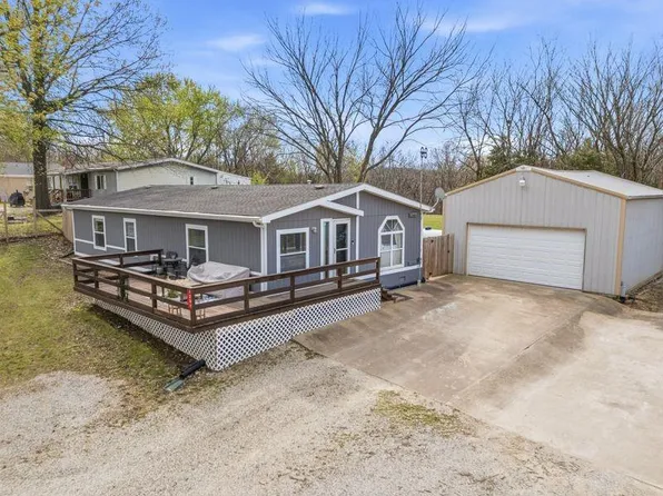 1201 Pecan, Lake Lafayette, MO 64076
