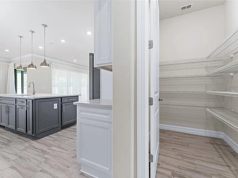 9242 Hanging Vine Ct — Photo 26