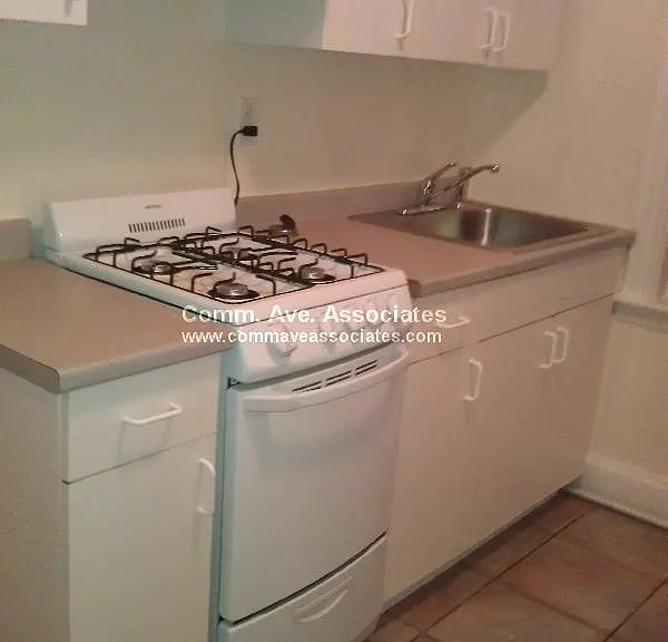 518 Cambridge St #3 — Photo 7