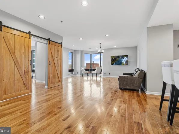 10 E Lee St Unit 808, Baltimore, MD 21202
