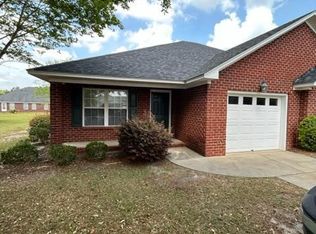 3513 Beacon Dr, Sumter, SC 29154