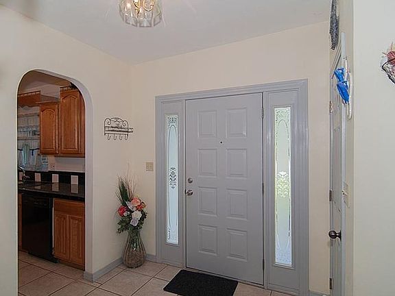 5th image of 1864 Barker Dr