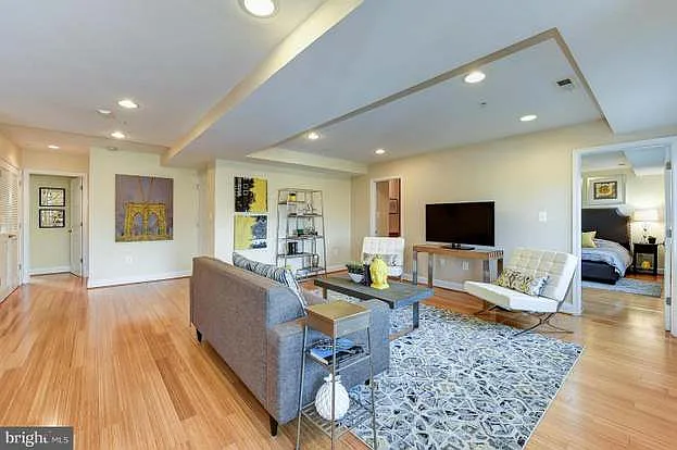 804 Taylor St NW #203 — Photo 5