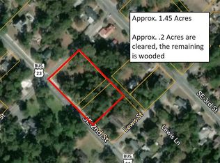 155 SE 2nd St, Cochran, GA 31014