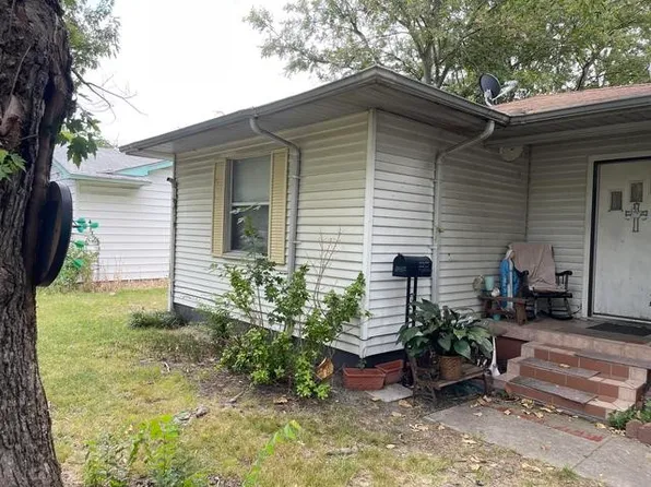 214 E Daugherty Dr, Garland, TX 75041
