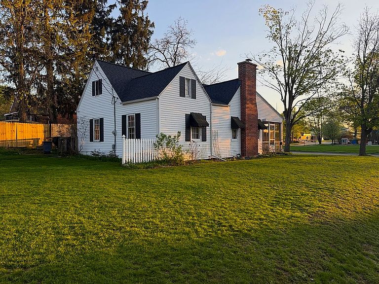 Listing photo 4