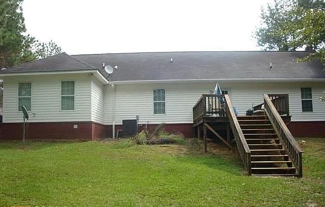 2nd image of 702 Guinevere Ct