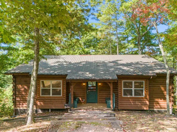 12 Manor House Rd, Rogers, KY 41365