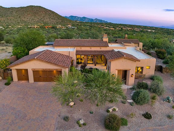 2nd image of 6139 W Seven Saguaros Cir