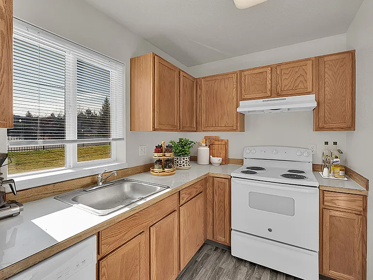 Mountain Glen Apartments — Photo 21