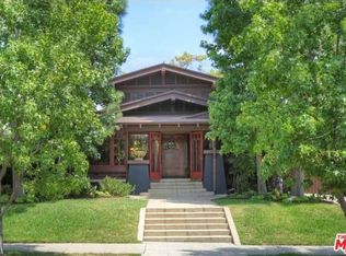 384 N Ridgewood Pl, Los Angeles, CA 90004