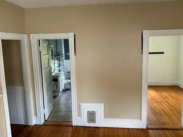 9 Grove St #3 — Photo 7