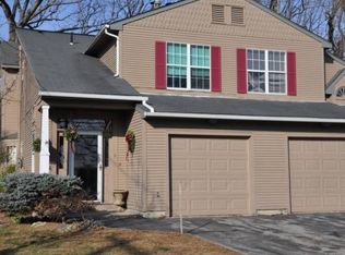 7A Nipmuc Trl, North Providence, RI 02904