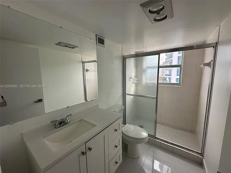 6039 Collins Ave #826 — Photo 13