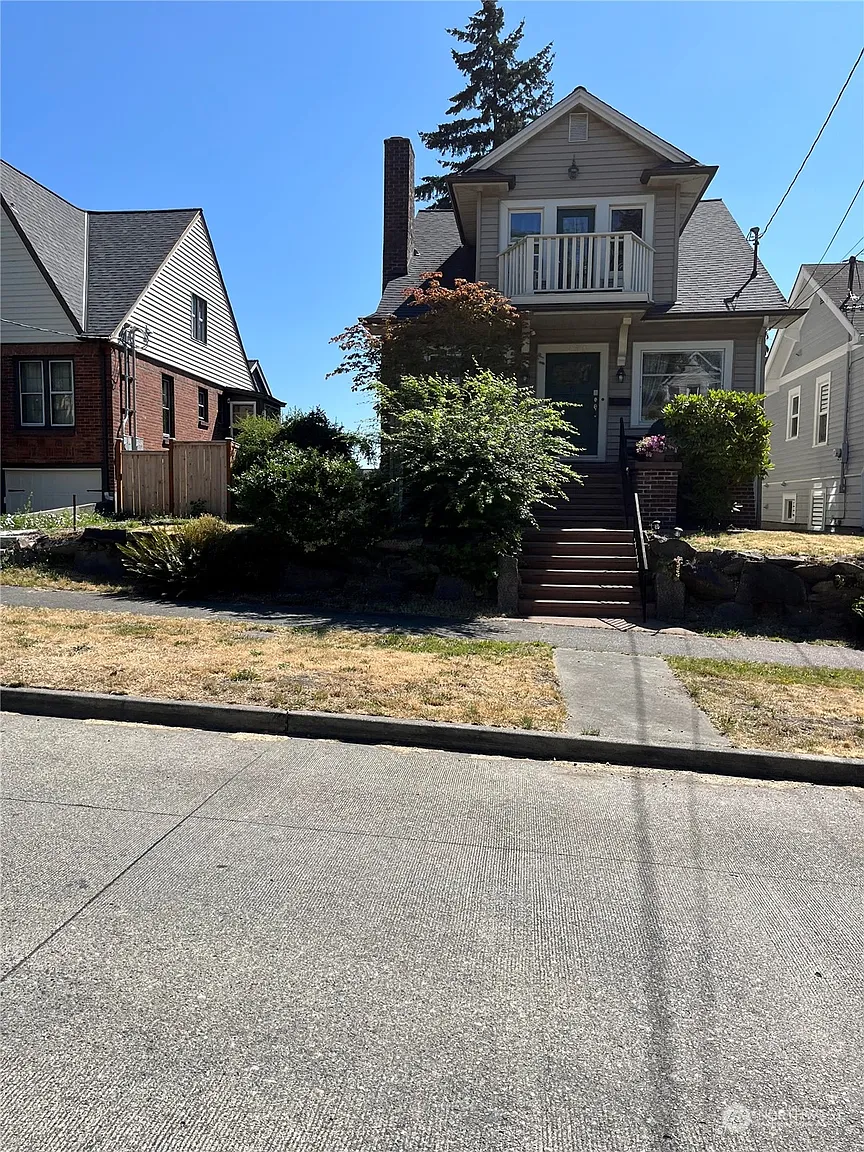 8250 15th Avenue NE photo 1