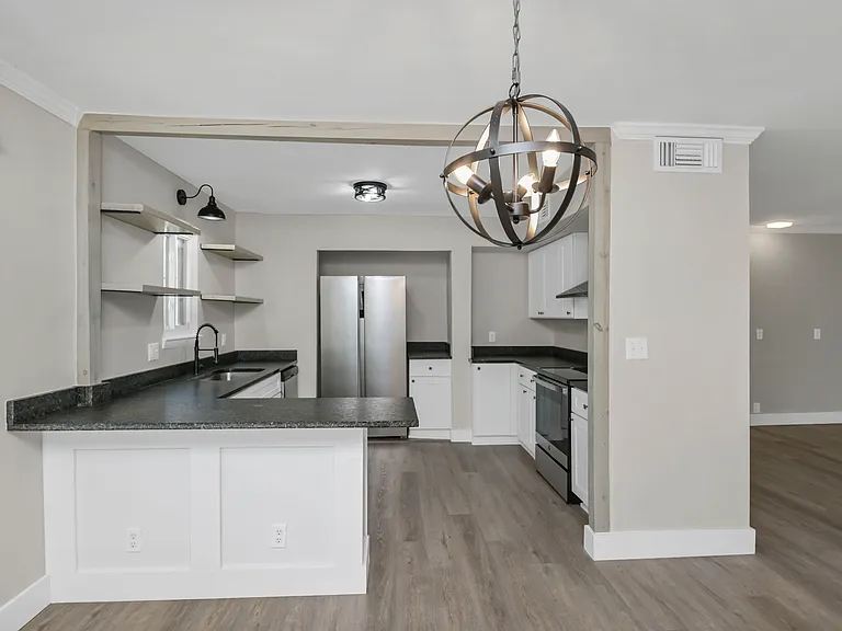 6905 Cleaton Rd #2 — Photo 61