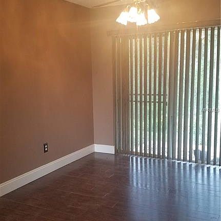 5th image of 10331 Kapok Ct