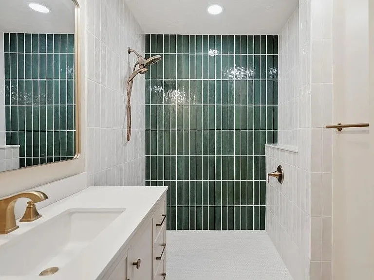 241 Wedgewood Dr — Photo 6