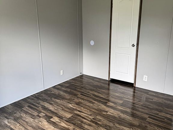 5th image of 2759 Cozy Ln