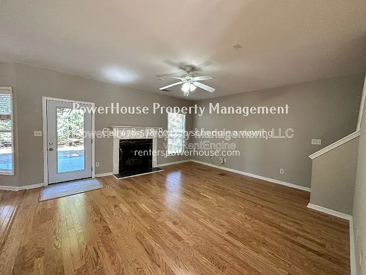 2403 Walnut Tree Ln — Photo 42